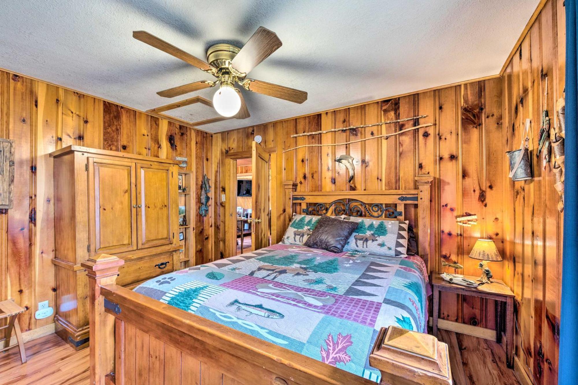 Unique Bear Country Cabin In Ruidoso With Hot Tub! المظهر الخارجي الصورة